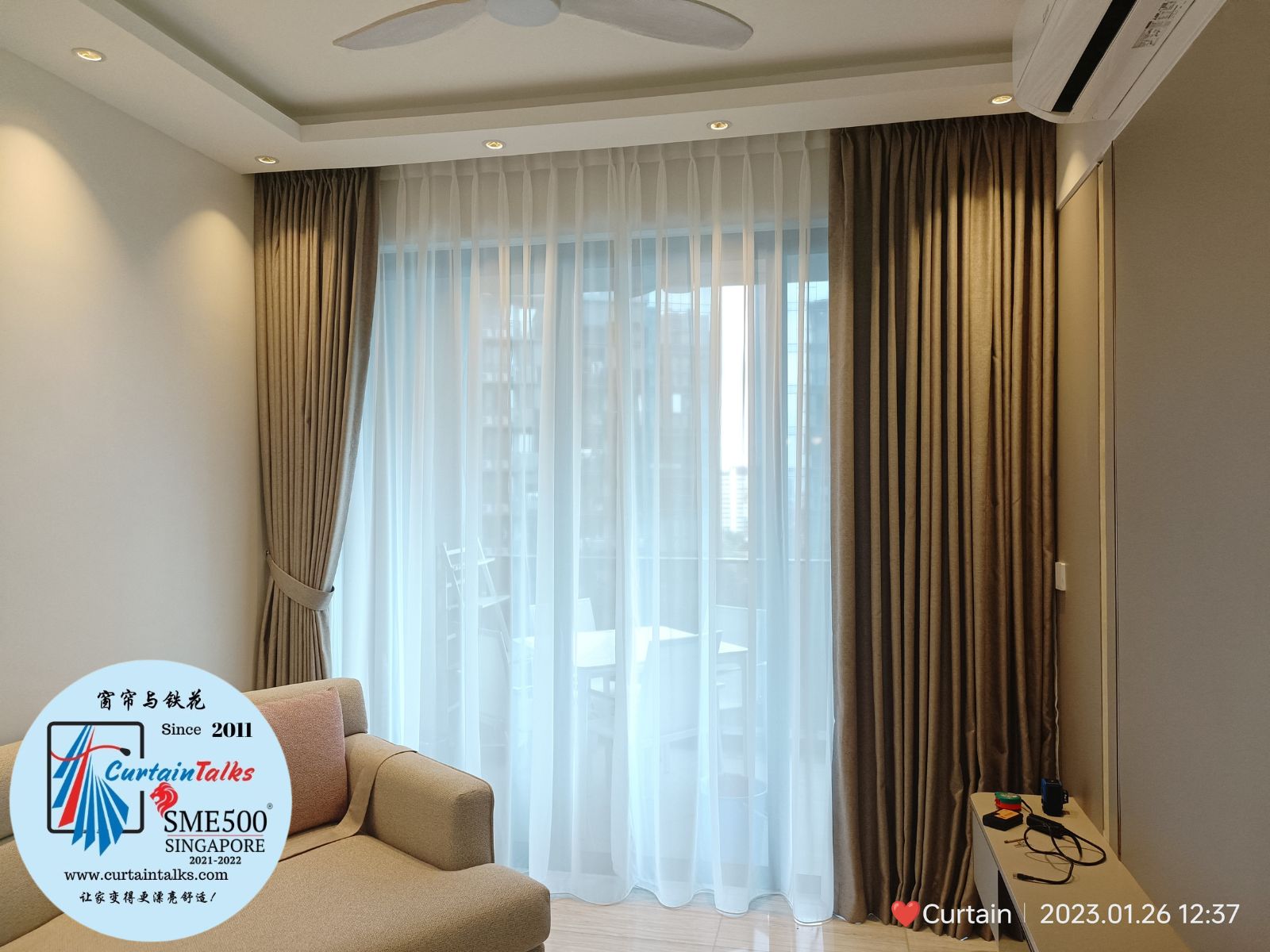 This is a Picture of Day and night curtain picture  for Singapore condo, living hall, day and night curtain, 25 Rose wood drive